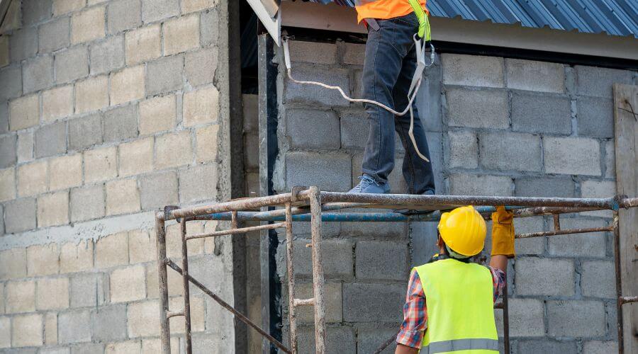 Professional gutter cleaning in Boyd, MT